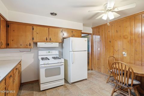 Tiny photo for 2318 Anna Street, Findlay, OH 45840 (MLS # 10005382)