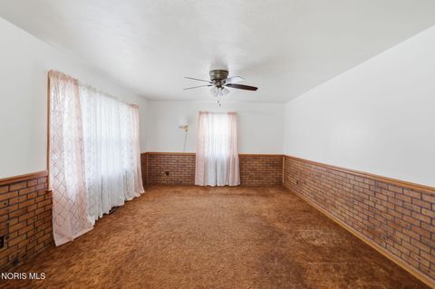 Tiny photo for 2318 Anna Street, Findlay, OH 45840 (MLS # 10005382)