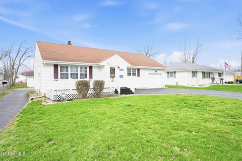 Tiny photo for 2318 Anna Street, Findlay, OH 45840 (MLS # 10005382)