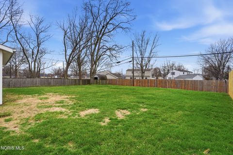 Tiny photo for 2318 Anna Street, Findlay, OH 45840 (MLS # 10005382)