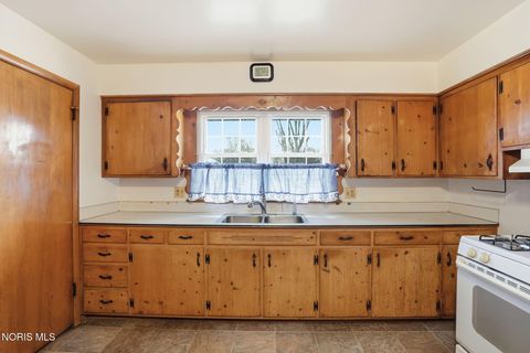 Tiny photo for 2318 Anna Street, Findlay, OH 45840 (MLS # 10005382)