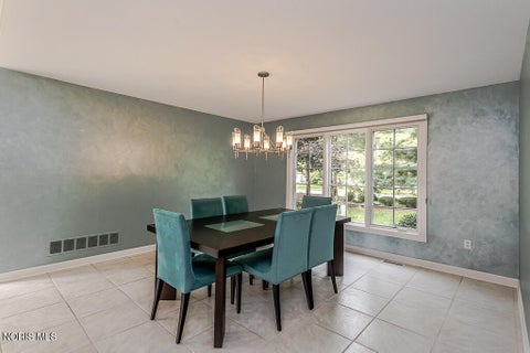 Tiny photo for 6958 Cedar Creek Lane, Toledo, OH 43617 (MLS # 10013738)