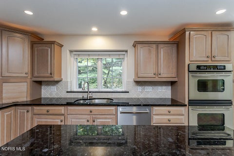 Tiny photo for 6958 Cedar Creek Lane, Toledo, OH 43617 (MLS # 10013738)