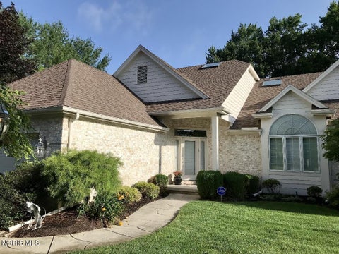 Photo of 6958 Cedar Creek Lane, Toledo, OH 43617 (MLS # 10013738)