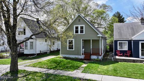Photo of 518 Myers Street, Toledo, OH 43609 (MLS # 10006482)