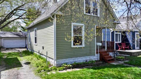 Tiny photo for 518 Myers Street, Toledo, OH 43609 (MLS # 10006482)