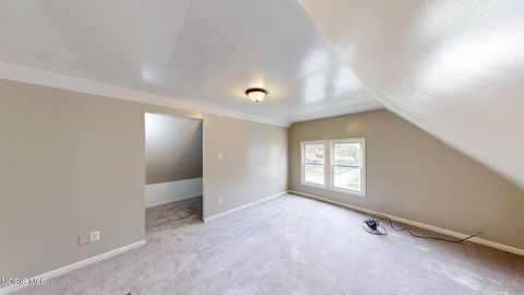 Tiny photo for 518 Myers Street, Toledo, OH 43609 (MLS # 10006482)