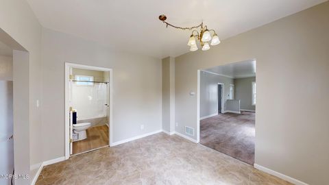 Tiny photo for 518 Myers Street, Toledo, OH 43609 (MLS # 10006482)