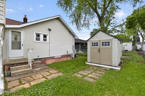 Tiny photo for 222 Longdale Avenue, Toledo, OH 43605 (MLS # 10007111)