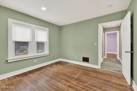Tiny photo for 222 Longdale Avenue, Toledo, OH 43605 (MLS # 10007111)