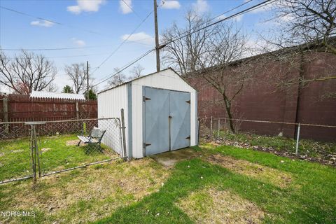 Tiny photo for 536 Foredale Avenue, Toledo, OH 43609 (MLS # 10006075)