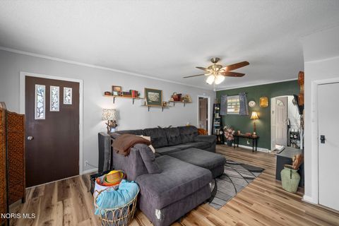 Tiny photo for 99 Elton Parkway, Swanton, OH 43558 (MLS # 10008727)