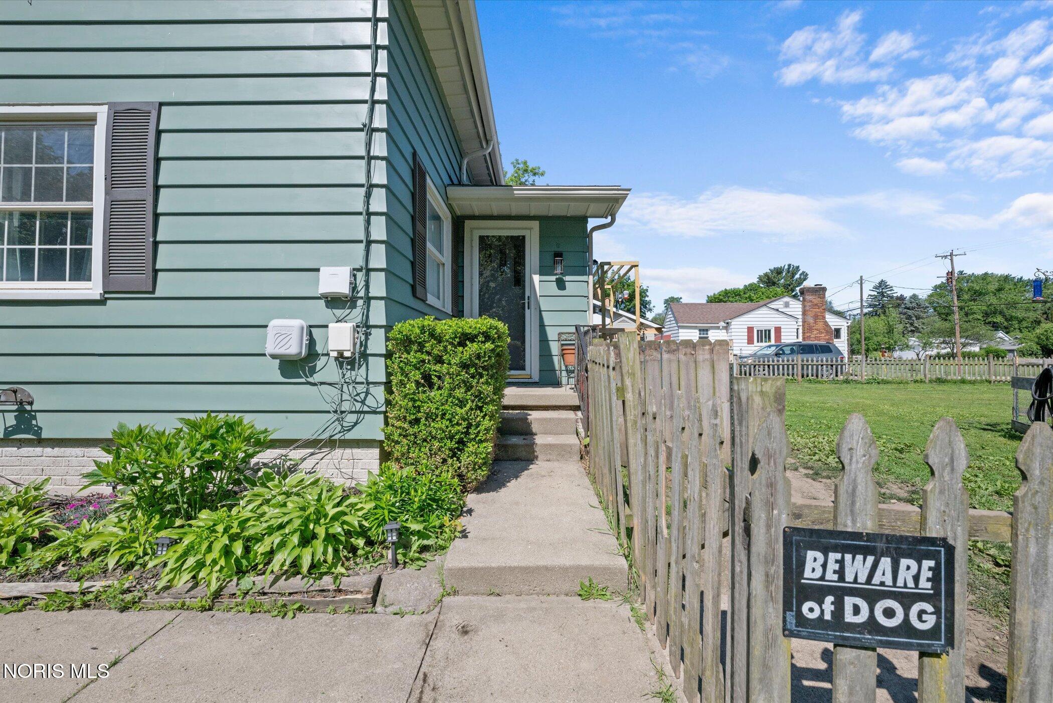 99 Elton Parkway