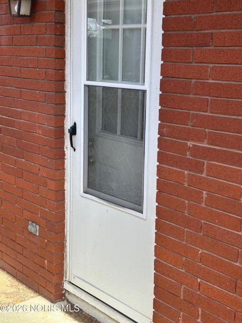 Tiny photo for 2604 Arletta Street, Toledo, OH 43613 (MLS # 10002850)