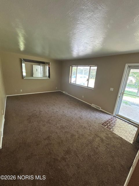 Tiny photo for 2604 Arletta Street, Toledo, OH 43613 (MLS # 10002850)