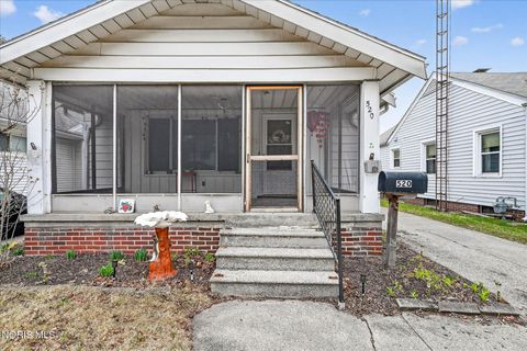 Tiny photo for 520 Waggoner Boulevard, Toledo, OH 43612 (MLS # 10005200)