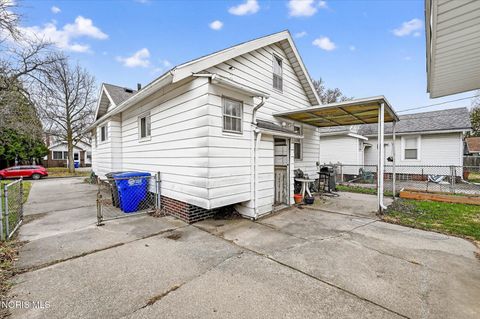 Tiny photo for 520 Waggoner Boulevard, Toledo, OH 43612 (MLS # 10005200)