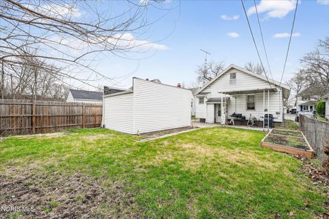 Tiny photo for 520 Waggoner Boulevard, Toledo, OH 43612 (MLS # 10005200)