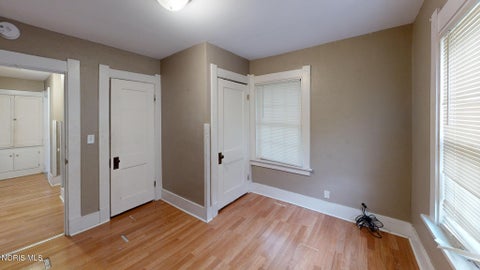 Tiny photo for 2118 Airport Highway, Toledo, OH 43609 (MLS # 10014089)