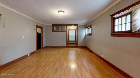 Tiny photo for 2118 Airport Highway, Toledo, OH 43609 (MLS # 10014089)