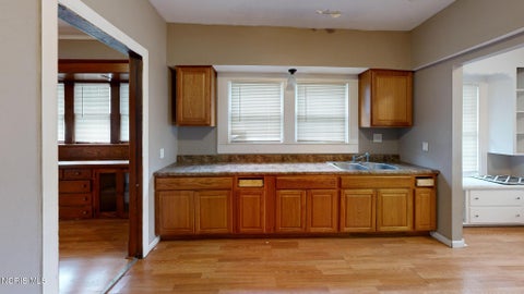 Tiny photo for 2118 Airport Highway, Toledo, OH 43609 (MLS # 10014089)