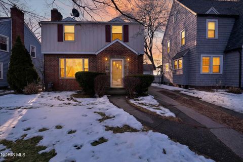 Photo of 3935 Grantley Road, Toledo, OH 43613 (MLS # 10005584)