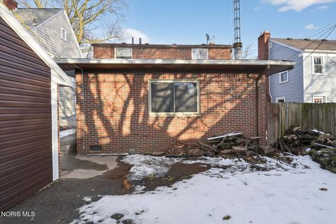 Tiny photo for 3935 Grantley Road, Toledo, OH 43613 (MLS # 10005584)