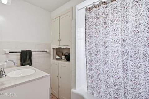 Tiny photo for 2004 S Main Street, Findlay, OH 45840 (MLS # 10011712)