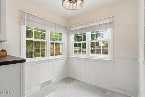 Tiny photo for 2004 S Main Street, Findlay, OH 45840 (MLS # 10011712)
