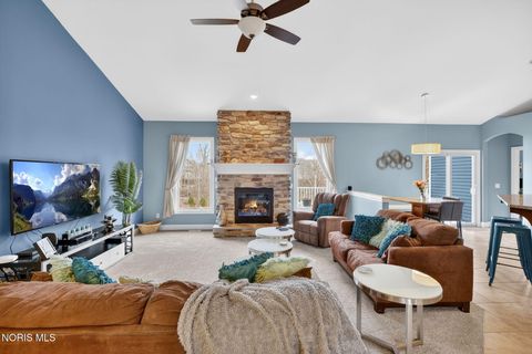 Tiny photo for 25200 Rocky Harbour Drive, Perrysburg, OH 43551 (MLS # 10004508)