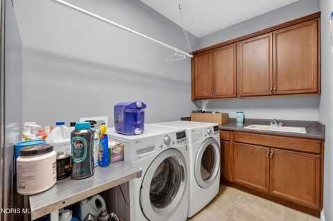 Tiny photo for 25200 Rocky Harbour Drive, Perrysburg, OH 43551 (MLS # 10004508)