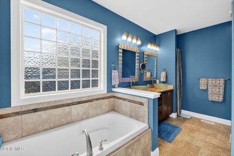 Tiny photo for 25200 Rocky Harbour Drive, Perrysburg, OH 43551 (MLS # 10004508)