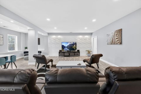 Tiny photo for 25200 Rocky Harbour Drive, Perrysburg, OH 43551 (MLS # 10004508)