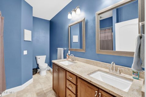 Tiny photo for 25200 Rocky Harbour Drive, Perrysburg, OH 43551 (MLS # 10004508)