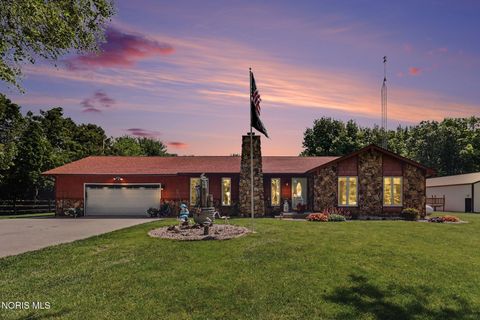 Photo of 643 Donovan Road, Curtice, OH 43412 (MLS # 10008422)