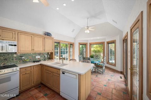 Tiny photo for 10751 Brexton Court, Whitehouse, OH 43571 (MLS # 10005380)