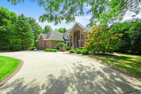 Tiny photo for 10751 Brexton Court, Whitehouse, OH 43571 (MLS # 10005380)