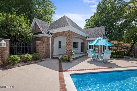 Tiny photo for 10751 Brexton Court, Whitehouse, OH 43571 (MLS # 10005380)