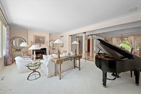 Tiny photo for 10751 Brexton Court, Whitehouse, OH 43571 (MLS # 10005380)