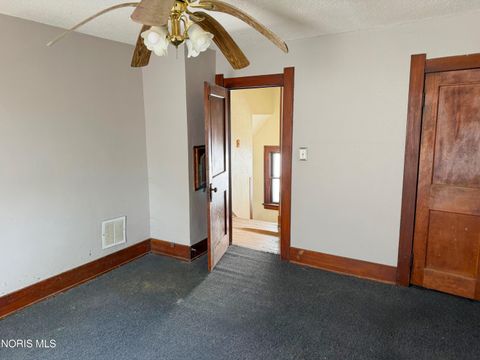 Tiny photo for 4110 Lyman Avenue, Toledo, OH 43612 (MLS # 10007152)
