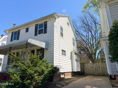 Tiny photo for 4110 Lyman Avenue, Toledo, OH 43612 (MLS # 10007152)