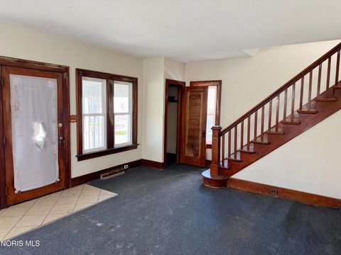 Tiny photo for 4110 Lyman Avenue, Toledo, OH 43612 (MLS # 10007152)