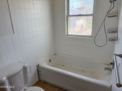Tiny photo for 4110 Lyman Avenue, Toledo, OH 43612 (MLS # 10007152)