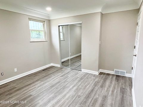 Tiny photo for 1826 Bieber Drive, Northwood, OH 43619 (MLS # 10000239)