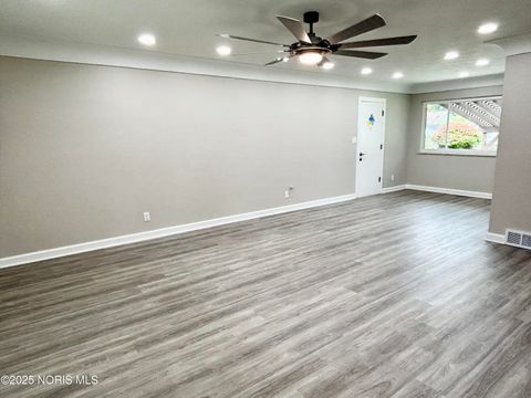 Tiny photo for 1826 Bieber Drive, Northwood, OH 43619 (MLS # 10000239)