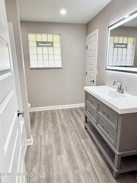 Tiny photo for 1826 Bieber Drive, Northwood, OH 43619 (MLS # 10000239)