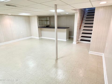 Tiny photo for 1826 Bieber Drive, Northwood, OH 43619 (MLS # 10000239)