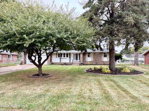 Tiny photo for 1826 Bieber Drive, Northwood, OH 43619 (MLS # 10000239)