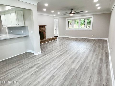 Tiny photo for 1826 Bieber Drive, Northwood, OH 43619 (MLS # 10000239)