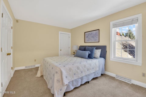 Tiny photo for 5238 River Ridge Circle, Sylvania, OH 43560 (MLS # 10012609)